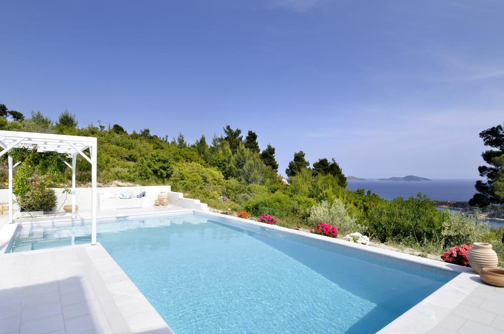 Anemolia Villas With Private Pools Near The Most Beautiful Beaches Of Alonissos Isomata Экстерьер фото